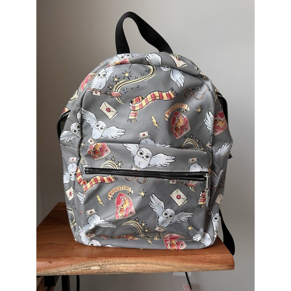 Harry Potter Gryffindor Hedwig Faux Leather Backpack Grey Bookbag Hedwig Scarf